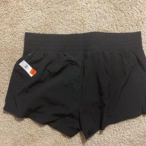 Brand new gap shorts with tags